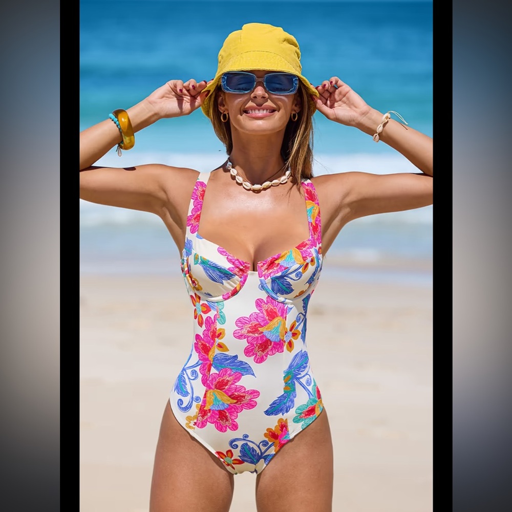 CUPSHE Boho Floral with Bust Support and Tummy Control- XS- NWT